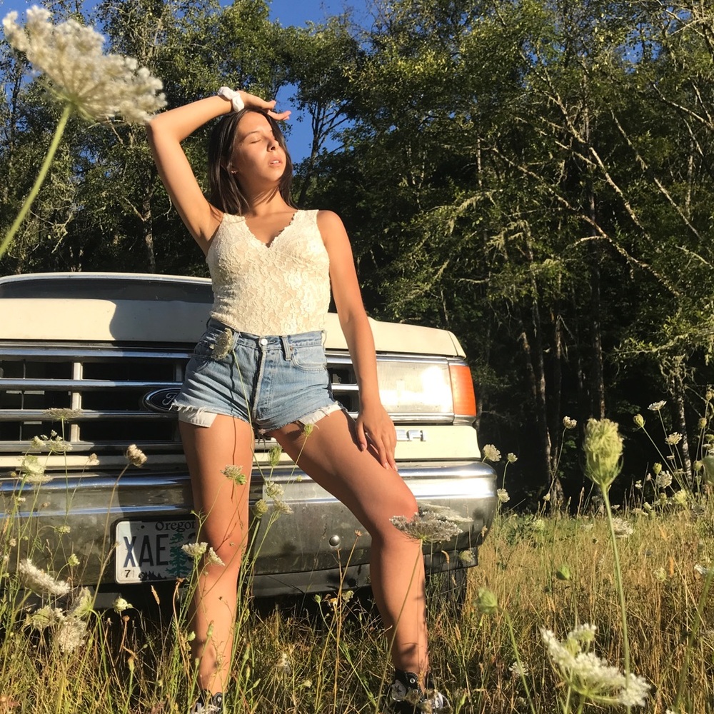 DREAM VINTAGE LACE TANK